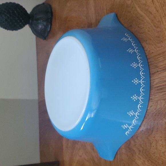 Pyrex Snowflake Garland Casserole Dish π - Picture 9 of 12